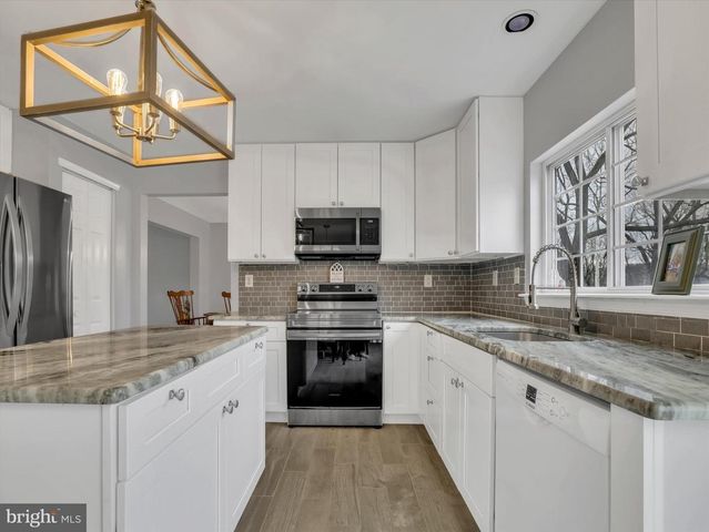 258 THORNRIDGE DR, Thorndale, PA 19372