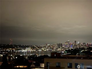 4020 Aurora Avenue N #304, Seattle, WA 98103