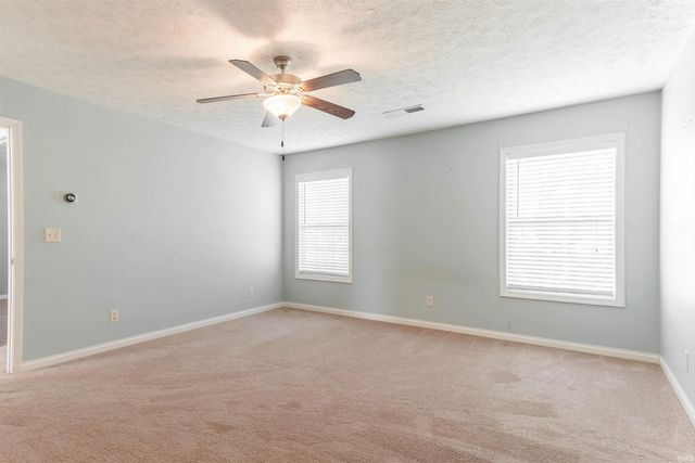 9434 Hedgewood Court, Evansville, IN 47725