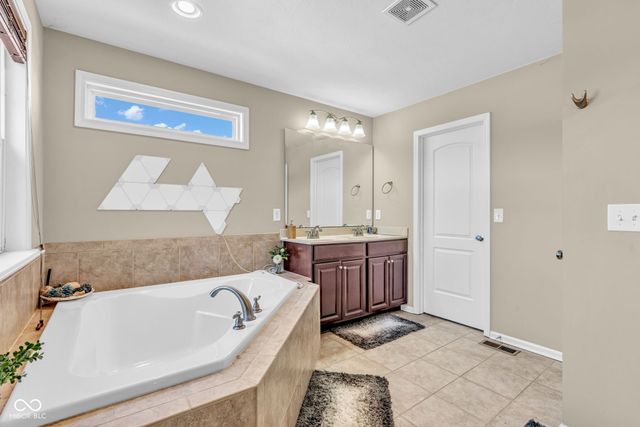 7211 Bellini Lane, Indianapolis, IN 46259