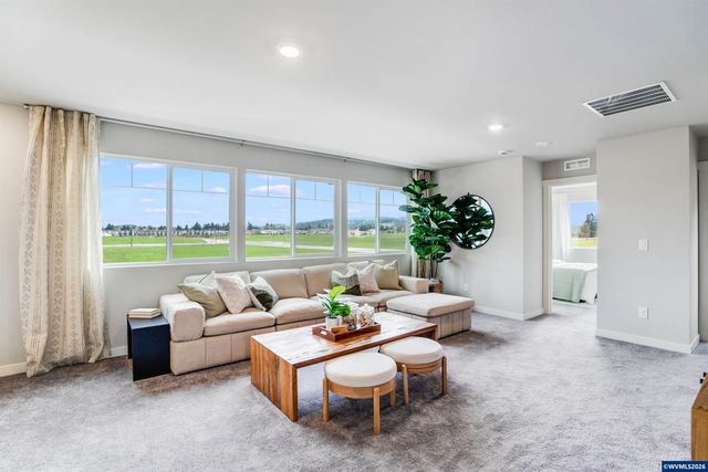 7398 SE Madrone St, Hillsboro, OR 97123