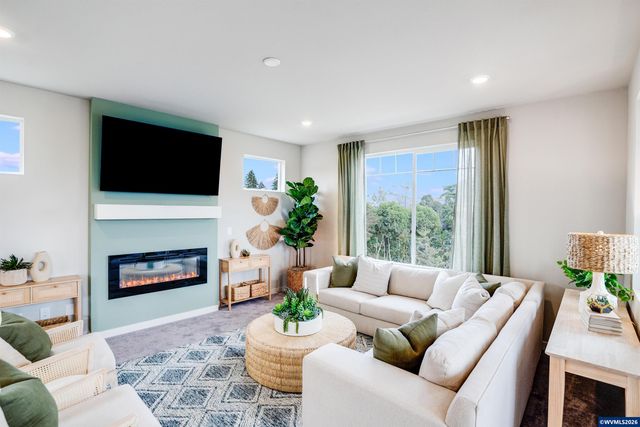 7398 SE Madrone St, Hillsboro, OR 97123