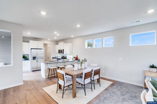 7398 SE Madrone St, Hillsboro, OR 97123