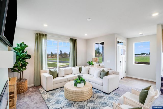 7398 SE Madrone St, Hillsboro, OR 97123