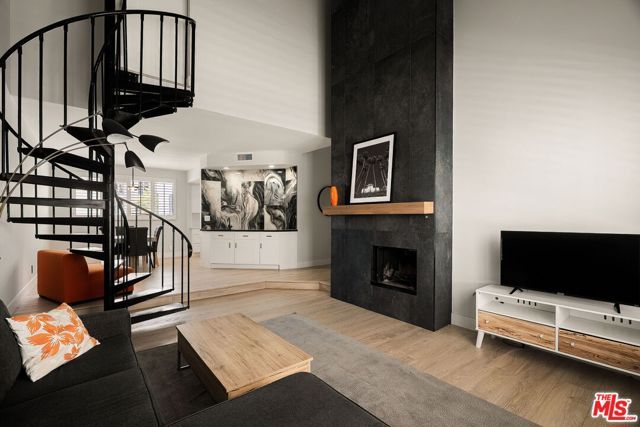 1412 N Crescent Heights Boulevard 203, West Hollywood, CA 90046