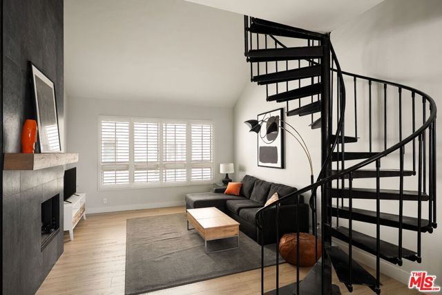 1412 N Crescent Heights Boulevard 203, West Hollywood, CA 90046