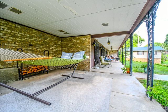 256 E Rahn Road, Dayton, OH 45429