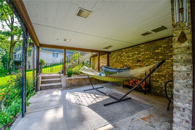256 E Rahn Road, Dayton, OH 45429