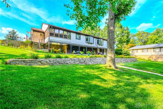256 E Rahn Road, Dayton, OH 45429