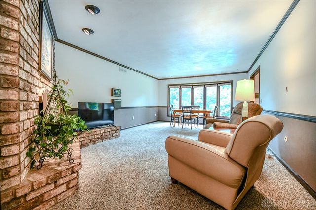 256 E Rahn Road, Dayton, OH 45429