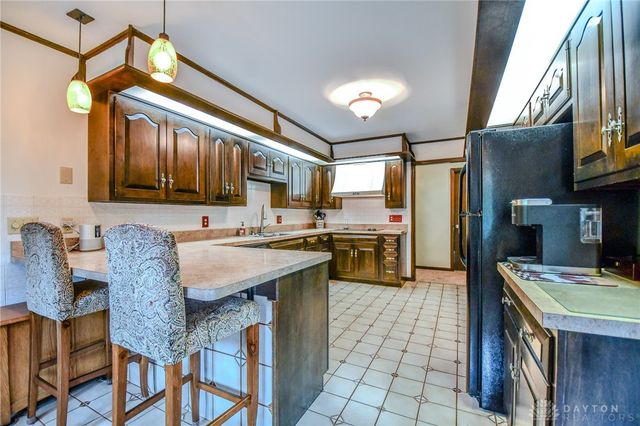 256 E Rahn Road, Dayton, OH 45429