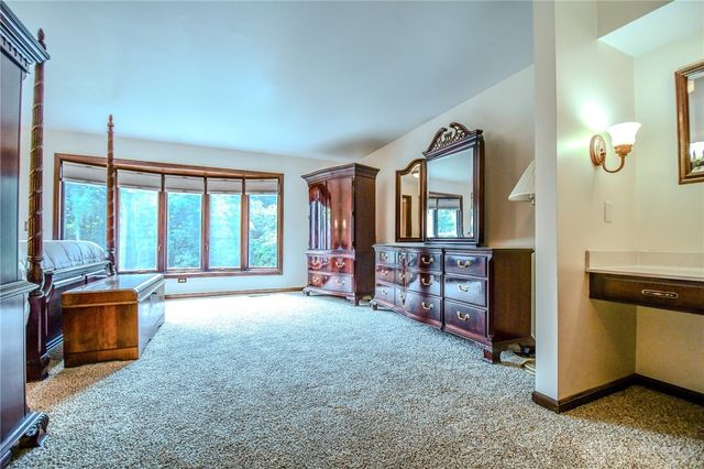 256 E Rahn Road, Dayton, OH 45429