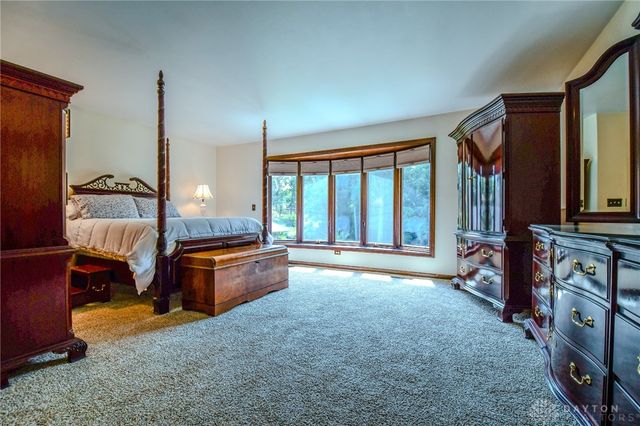 256 E Rahn Road, Dayton, OH 45429