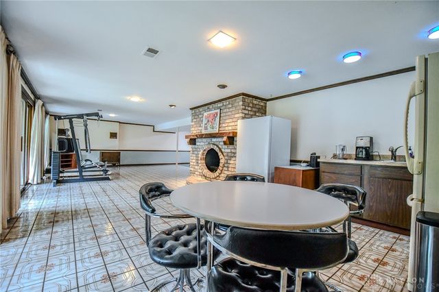 256 E Rahn Road, Dayton, OH 45429