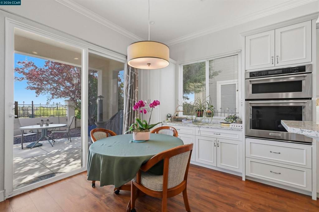 Image 11 of property listing at 1463 Bismarck Ln, Brentwood, CA 94513