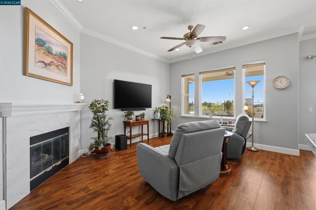 Image 13 of property listing at 1463 Bismarck Ln, Brentwood, CA 94513