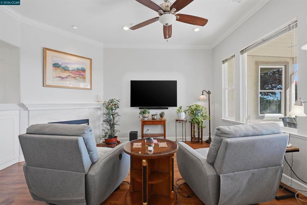 Image 14 of property listing at 1463 Bismarck Ln, Brentwood, CA 94513