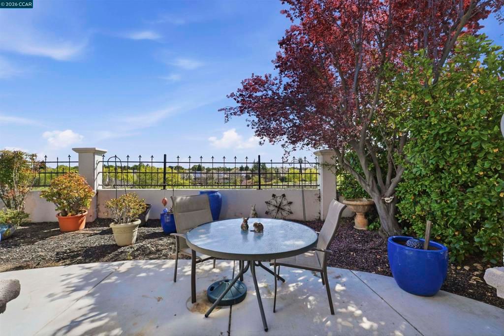 Image 29 of property listing at 1463 Bismarck Ln, Brentwood, CA 94513