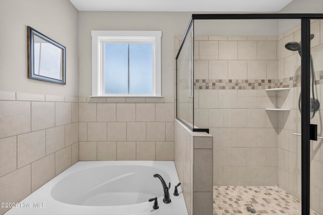 100 Yacht Basin Landing, Hampstead, NC 28443