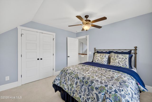 100 Yacht Basin Landing, Hampstead, NC 28443