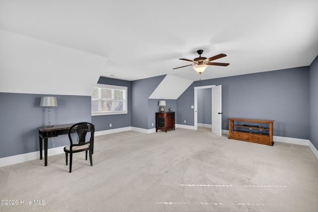 100 Yacht Basin Landing, Hampstead, NC 28443