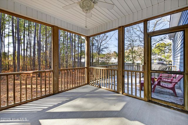 100 Yacht Basin Landing, Hampstead, NC 28443