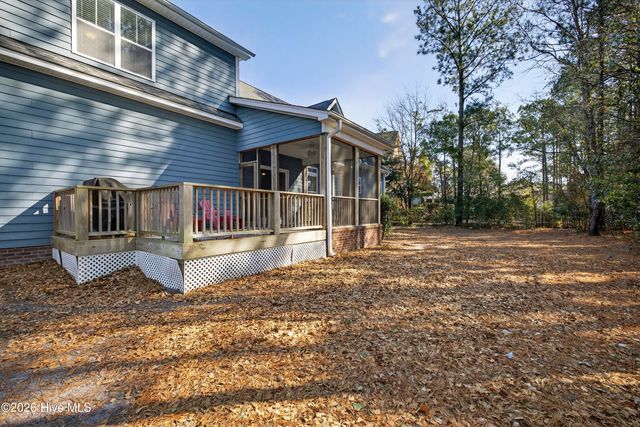 100 Yacht Basin Landing, Hampstead, NC 28443