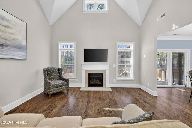 100 Yacht Basin Landing, Hampstead, NC 28443