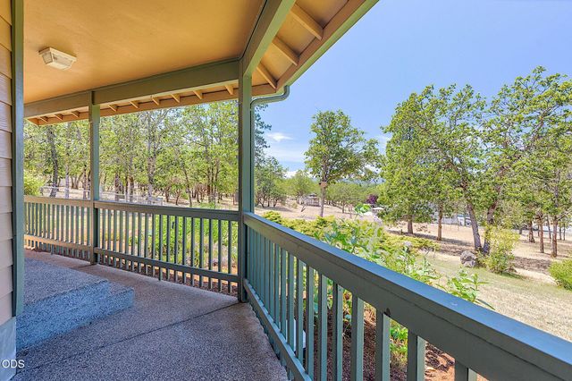 371 Castle Creek Road, Grants Pass, OR 97526
