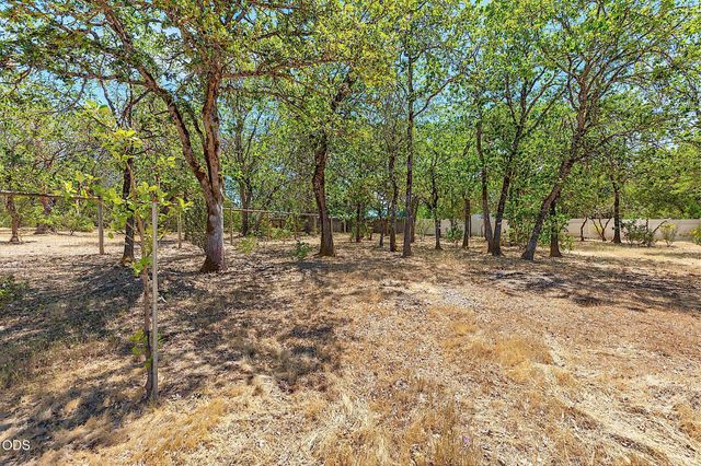 371 Castle Creek Road, Grants Pass, OR 97526