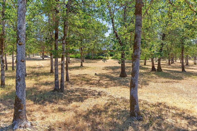 371 Castle Creek Road, Grants Pass, OR 97526
