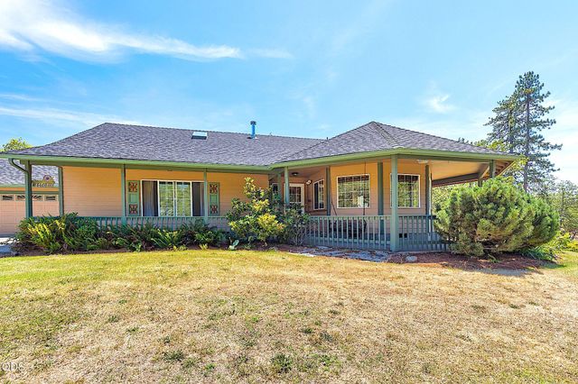 371 Castle Creek Road, Grants Pass, OR 97526