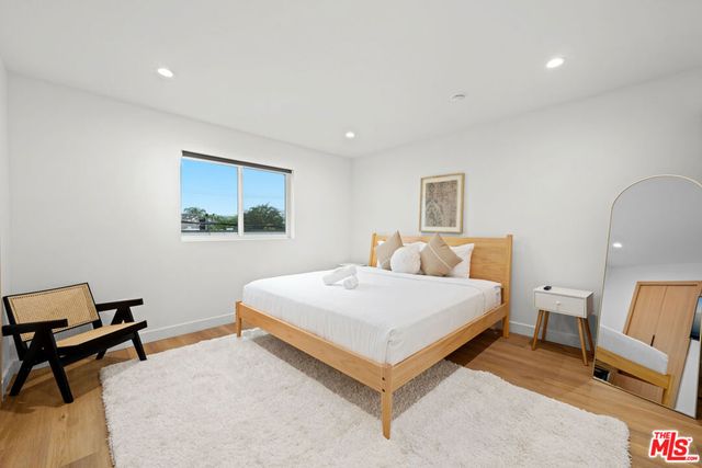 833 N Mccadden Place, Los Angeles, CA 90038