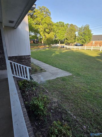709 Brookvale Way, Attalla, AL 35954