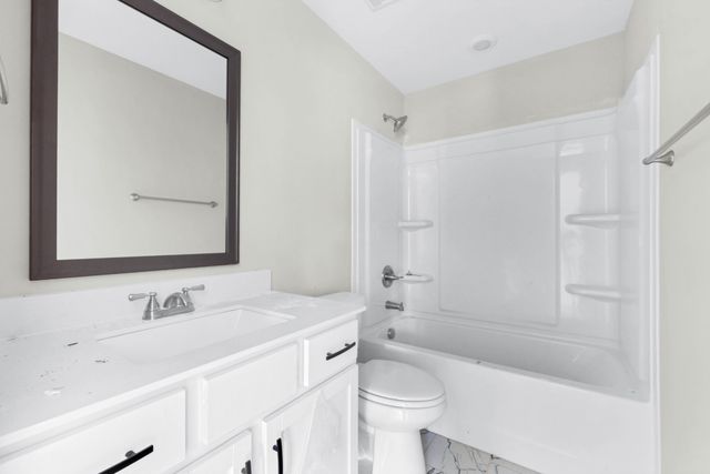 233 Lewis Grant Ln, Southside, TN 37171