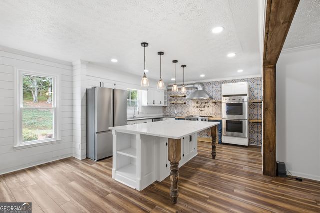 2336 Fred Pitts Road, Clarkesville, GA 30523