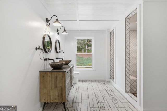 2336 Fred Pitts Road, Clarkesville, GA 30523