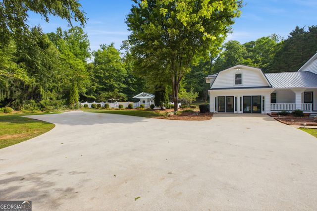 2336 Fred Pitts Road, Clarkesville, GA 30523