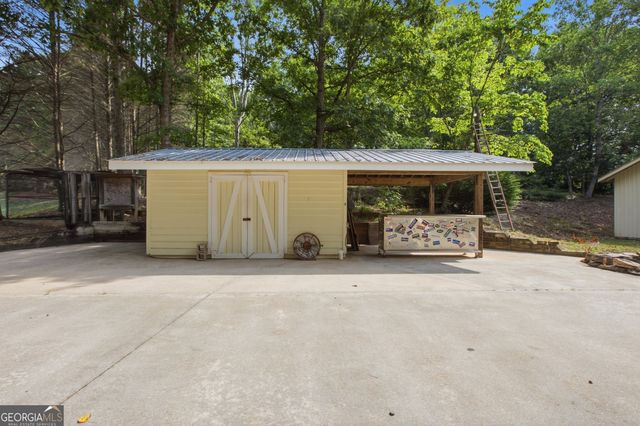 2336 Fred Pitts Road, Clarkesville, GA 30523