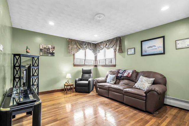 43 Englewood Avenue, Chelsea, MA 02150