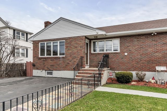 43 Englewood Avenue, Chelsea, MA 02150