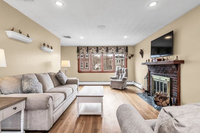 43 Englewood Avenue, Chelsea, MA 02150