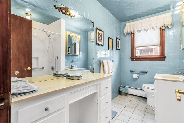 43 Englewood Avenue, Chelsea, MA 02150