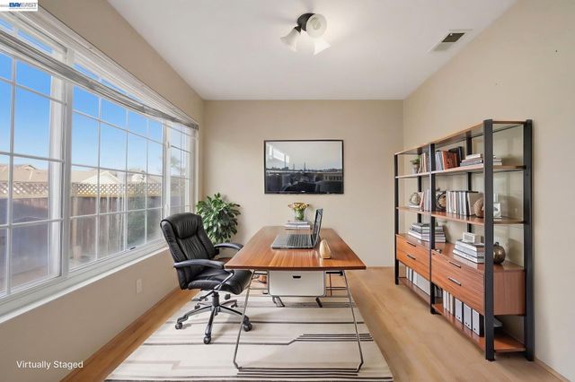 595 Caprice Ct, Morgan Hill, CA 95037