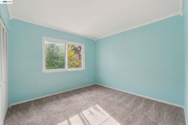 595 Caprice Ct, Morgan Hill, CA 95037