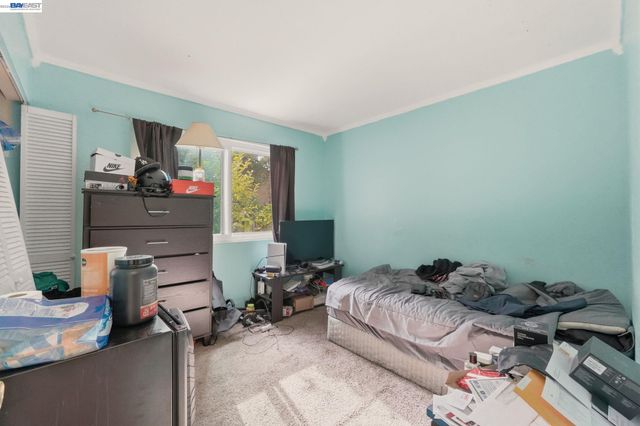 595 Caprice Ct, Morgan Hill, CA 95037