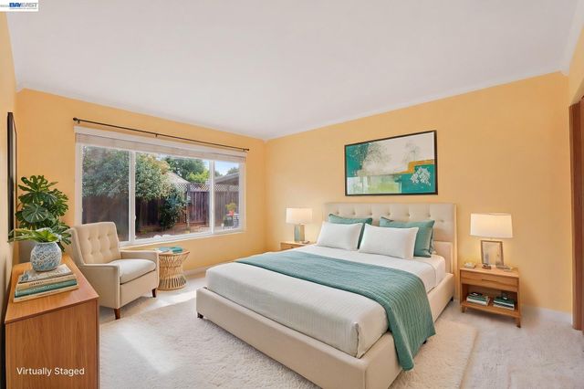 595 Caprice Ct, Morgan Hill, CA 95037