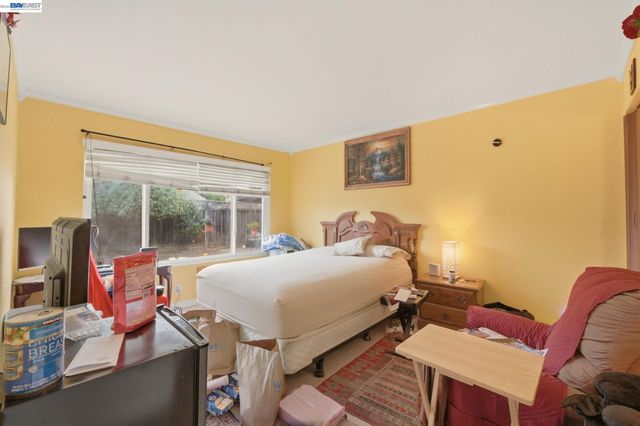 595 Caprice Ct, Morgan Hill, CA 95037