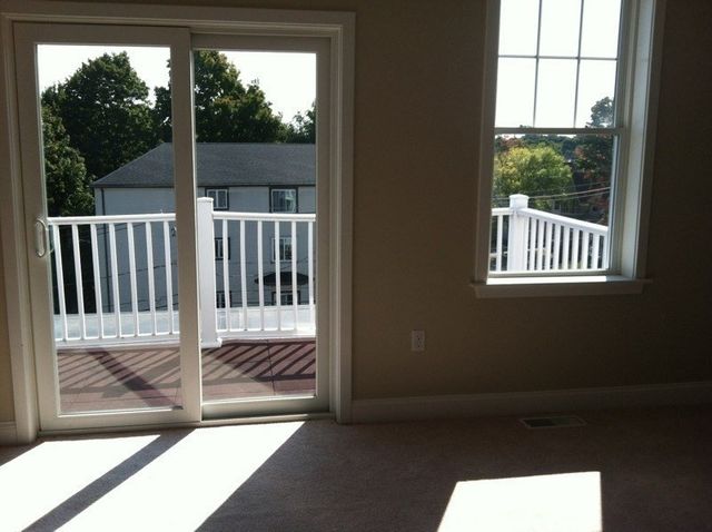 42 Church Street 19, Rockland, MA 02370