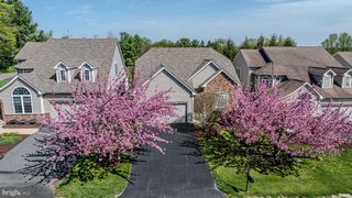 103 PINE VALLEY DR, Avondale, PA 19311